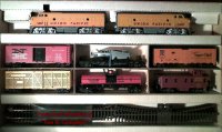 Athearn 5601 F-7 ABA Eight Car Train Set